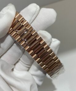 Alternative view of Rolex Super Clone Watch 1:1 DAY DATE m228235-0002